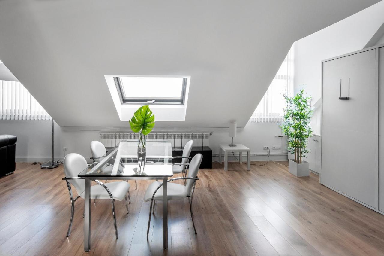 Oktheway Loft Maestranza Apartment *